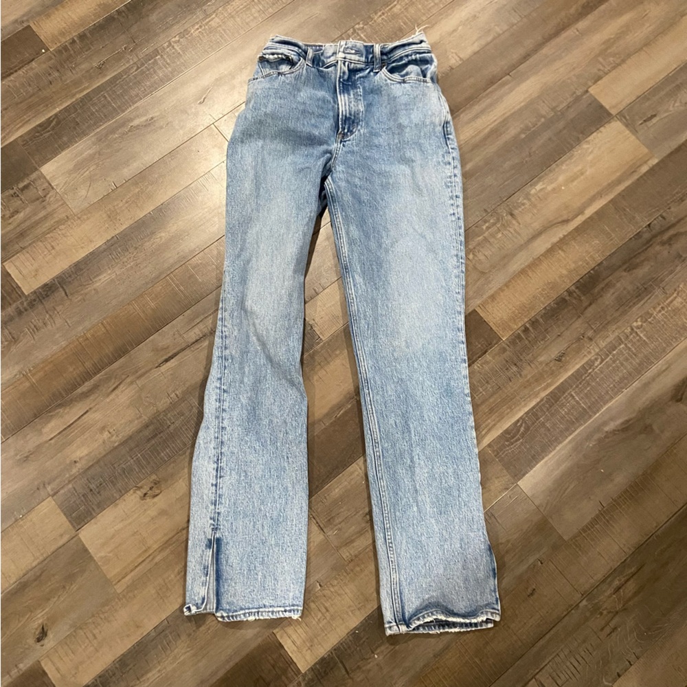 Abercrombie and Fitch 90’s Straight Ultra High Rise Size 27 (4R)